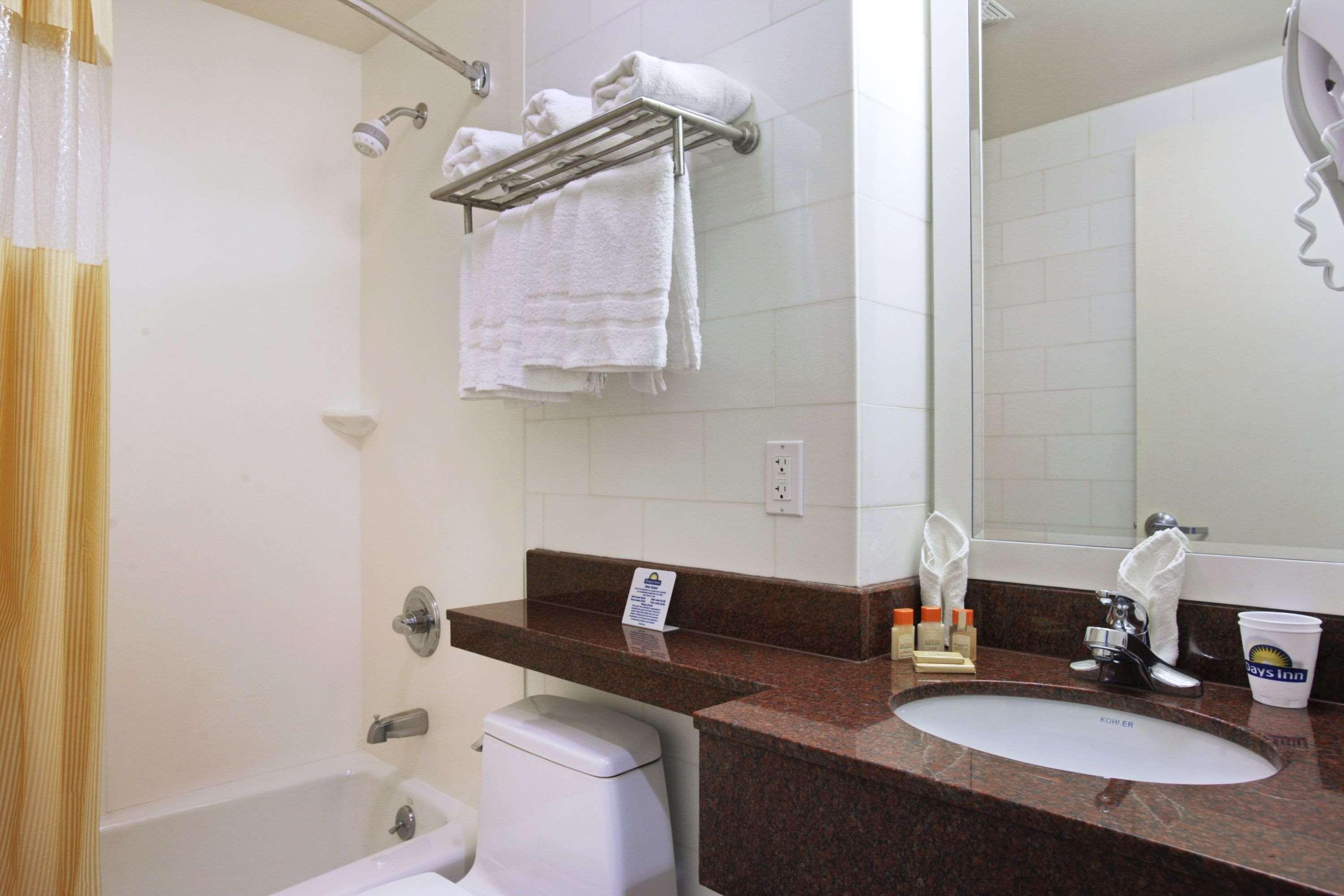 Days Inn Bronx New York Pokoj fotografie